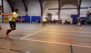 Futsal - Hichem Guitoun a bien failli ouvrir la marque en faveur de Sainte-Odile Dour contre Schaerbeek.