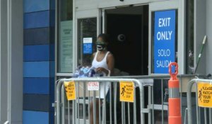 Washington: les clients de Walmart désormais obligés de porter un masque