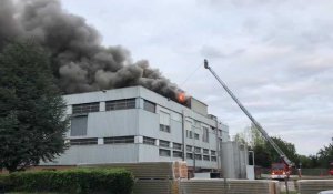Incendie à l'usine Lu de Jussy (20h10)
