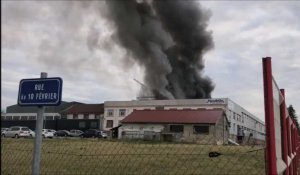 Incendie à l'usine Mondelez à Jussy