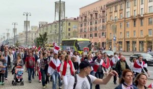 Bélarus: les manifestants de nouveau dans la rue