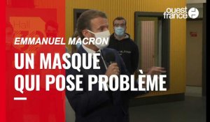 Quand Emmanuel Macron tousse au point de devoir changer de masque