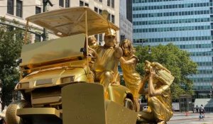 Une statue vivante anti-Trump dévoilée à Manhattan