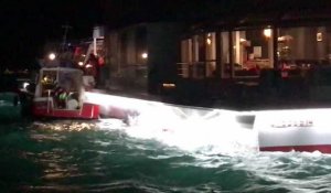 [Exclusif] Victime d'une avarie durant les orages, le bateau Libellule est évacué sur le lac d'Annecy