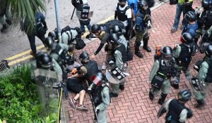 Hong Kong: nouvelles arrestations à Tai Po lors d'actions des manifestants pro-démocratie