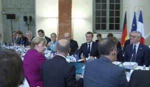 Toulouse: Merkel et Macron président un Conseil des ministres franco-allemand