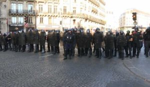 "Gilets jaunes": important dispositif policier à Paris (1)