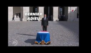 Aux Invalides, Emmanuel Macron rend les honneurs militaires à Jacques Chirac