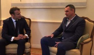Le président français rencontre le cinéaste ukrainien Sentsov