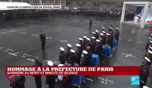 Hommage à la préfecture de police : E. Macron marque une pause devant les quatre cercueils