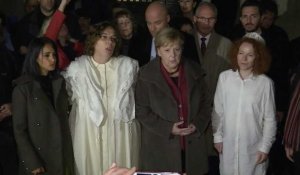 Merkel se rend dans une importante synagogue de Berlin (2)