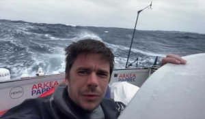 Vendée Globe. Sébastien Simon montre les « dégâts importants » sur Arkéa-Paprec