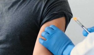 En France, la vaccination contre le Covid-19 sera gratuite et débutera en janvier avec les Ehpad