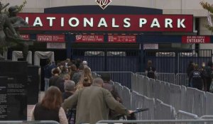 USA: des électeurs votent dans un stade de baseball à Washington