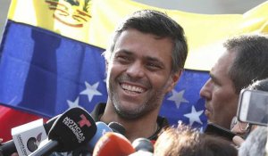 Venezuela : le ténor de l'opposition Leopoldo Lopez a quitté Caracas pour l'Espagne
