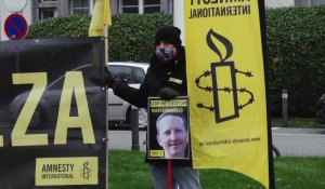 Action d'Amnesty International devant l'ambassade d'Iran contre l'exécution du professeur Ahmadreza Djalali