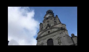 Attentat religieux de Nice : le glas sonne église Sainte-Croixs à Nantes en hommage aux victimes