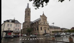 Sonnerie du Glas en hommage aux victimes de l'attentat de Nice à la Cathédrale de Cambrai
