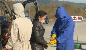 Corée du Nord: images d'un poste de désinfection à l'entrée de la station balnéaire de Wonsan