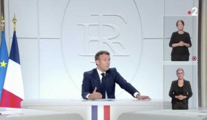Emmanuel Macron annonce un couvre-feu pour lutter contre la propagation de la Covid-19 (vidéo)