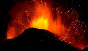 Nouvelle éruption de l'Etna ce dimanche, la quatrième en quatre jours
