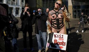 Les professionnel.l.e.s du sexe des Pays-Bas veulent reprendre leurs activités