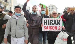 Alger: le Hirak se remet en marche face à au pouvoir