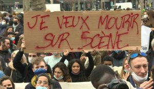 Crise sanitaire: le monde de la culture manifeste à Paris