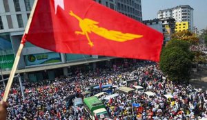 Birmanie : mobilisation et désobéissance civile contre le putsch militaire