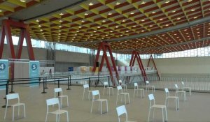 Le Skyhall de l'aéroport de Bruxelles transformé en centre de vaccination