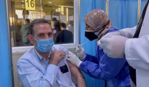L'Irak lance sa campagne de vaccinations contre le Covid à Bagdad