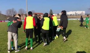 Football : la joie des Sedanais après leur victoire à Saint-Louis