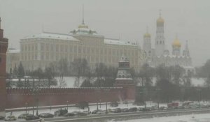 De fortes chutes de neige frappent la capitale russe
