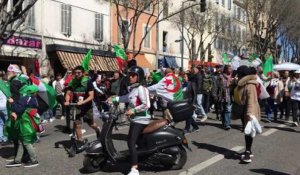 Marseille : une manifestation pour l'Algérie débute à la Porte d'Aix