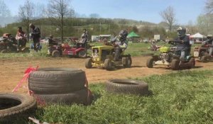 Course de tracteurs-tondeuses à Yvernaumont