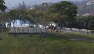 Affrontements à Caracas entre manifestants d'opposition et Garde nationale