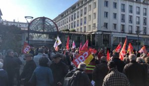 Brest. À l'appel d'une intersyndicale, 300 retraités défilent dans la ville