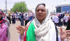 Soudan: le président déchu en prison, les manifestants toujours mobilisés