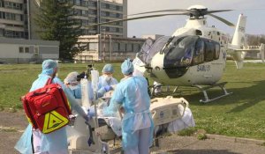 Mulhouse: un patient atteint du nouveau coronavirus transféré par hélicoptère