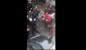 Bruxelles: de nouvelles vidéos attestent des violences policières à la Marche des Femmes