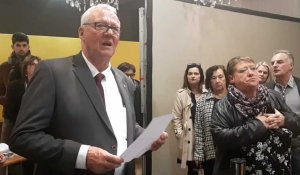 Alain Fauquet, maire de Coulogne, proclame les résultats du 1er tour des municipales