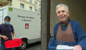 Coronavirus: le livreur de repas, "héros" des seniors isolés à Bordeaux