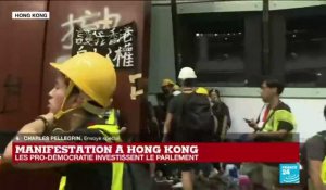 Hong Kong : La stratégie des manifestants qui ont envahi le Parlement pas encore claire