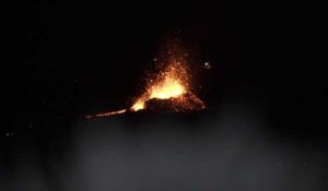 Le Piton de la Fournaise en éruption pour la 3e fois de l'année