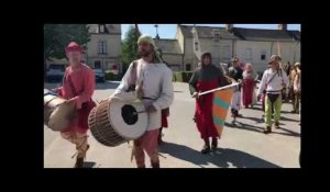 Baugé. 14 juillet 2019 : Parade médiévale dans les rues de la ville