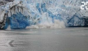 Le Rewind: Un énorme morceau de glace s'est détaché d'un fjord en Alaska