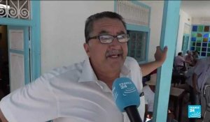 Des Tunisiens de Sidi Bou Saïd réagissent au décès du président Béji Caïd Essebsi