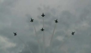 La patrouille aérienne Blue Angels clôture le discours du 4 juillet de Trump