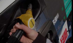 Les prix des carburants repartent à la baisse