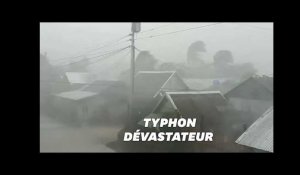Les images du typhon Kammuri qui s&#39;est abattu sur les Philippines